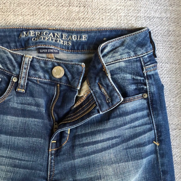 Faded dark denim AE jeans - Picture 3 of 4